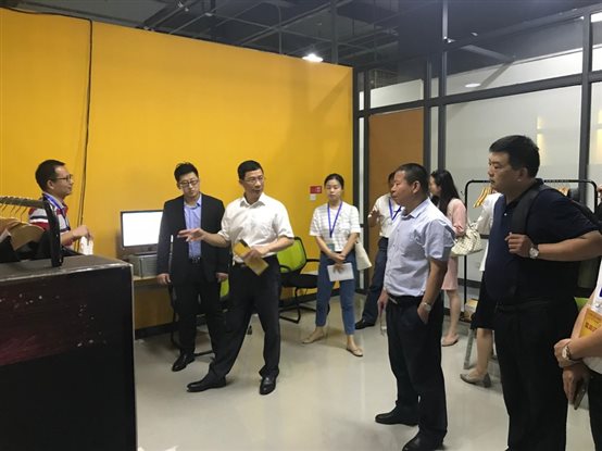 福建省發(fā)改委黨組成員、副主任詹晨輝一行蒞臨我司調(diào)研指導(dǎo)